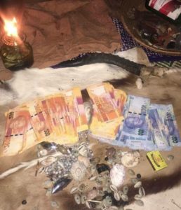 Привлечение денег при помощи магии Вуду